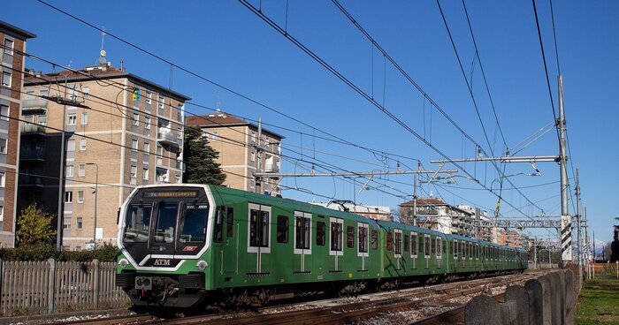  Phương tiện di chuyển đến nhà hát Opera La Scala Ý là metro