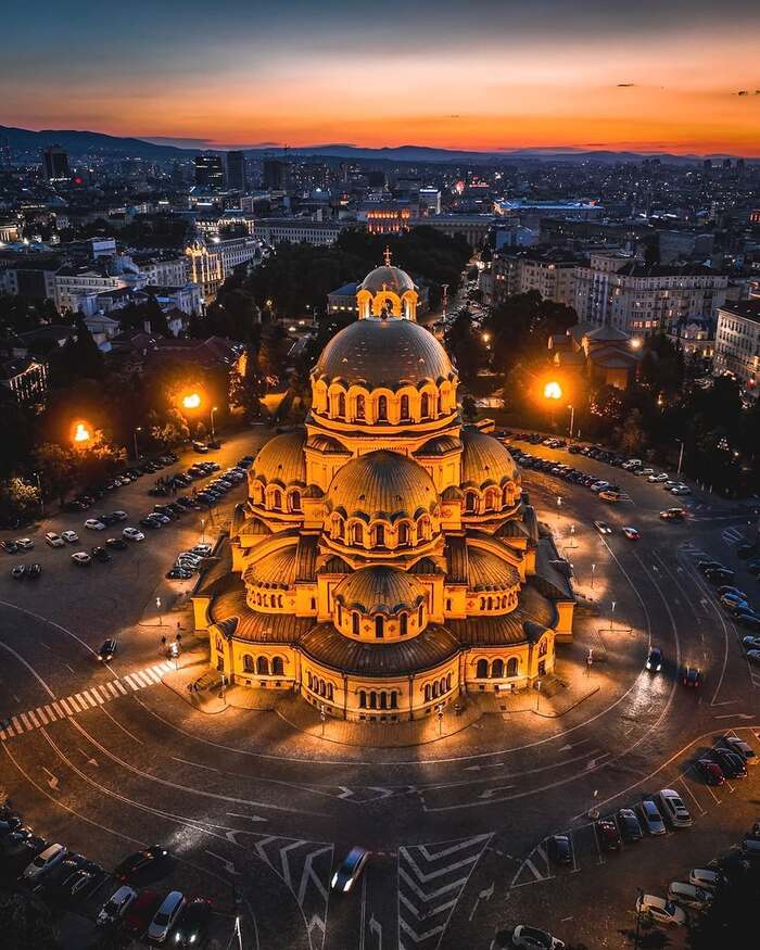 Chiêm ngưỡng vẻ đẹp kiến trúc của nhà thờ Alexander Nevsky Bulgaria
