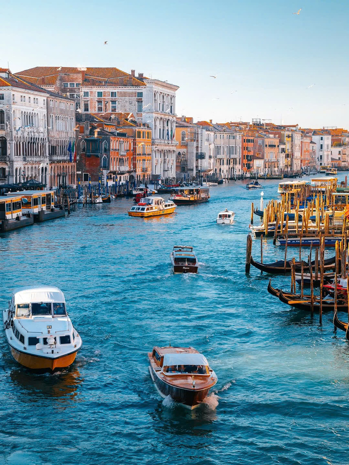 Phương tiện di chuyển đến quảng trường San Marco Ý là tàu thủy