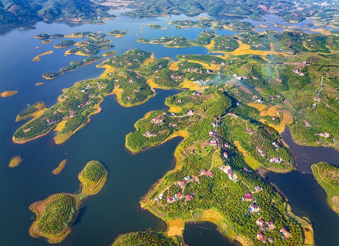 Điểm du lịch hồ Cấm Sơn Bắc Giang nằm chủ yếu trên địa phận Bắc Giang