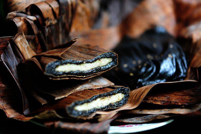 Bánh gai Chiêm Hòa là đặc sản Tuyên Quang không thể bỏ qua khi đến Lễ hội Thành Tuyên Quang