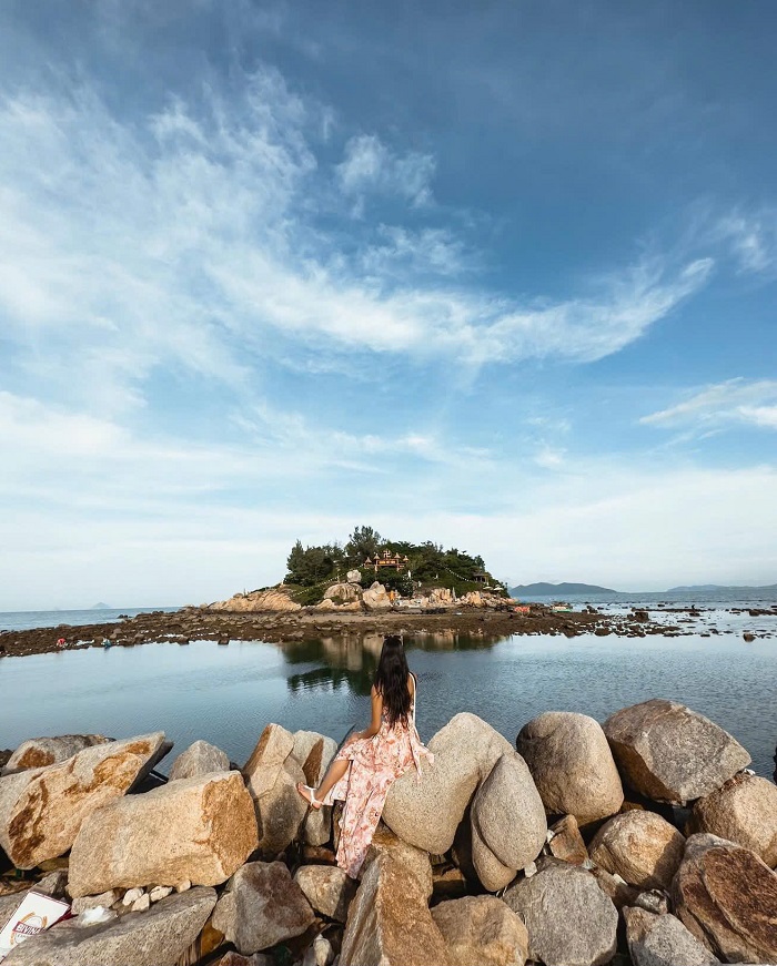 Hòn Đỏ Nha Trang Tới Hòn Đỏ Nha Trang ngay thôi nào