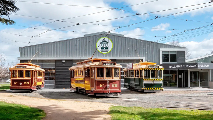 trải nghiệm đi xe điện cổ ở thị trấn Ballarat Úc