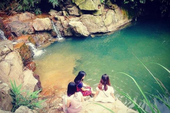 Thác Lựng Xanh Quảng Ninh - Điểm đến tuyệt vời ít người biết