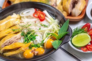 5 đặc sản Việt được các sao quốc tế khen ngợi hết lời