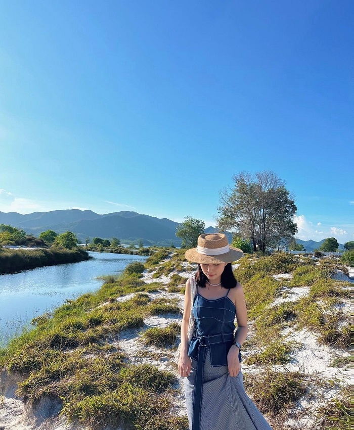 Đảo Quan Lạn thu hút khách du lịch Cẩm Phả 2n1d bởi khung cảnh hoang sơ