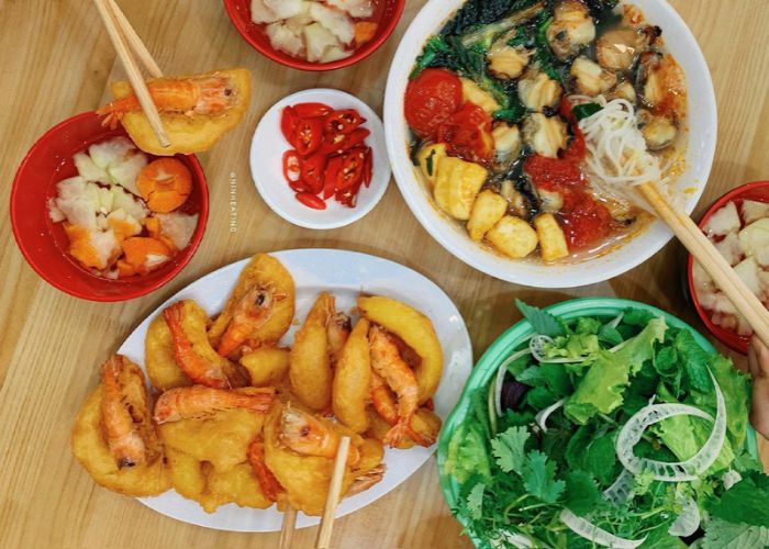 Món ngon mùa thu Hà Nội Bánh Tôm