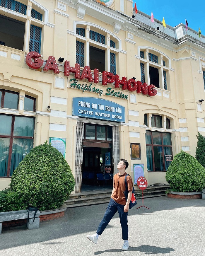 Nhà ga Hải Phòng nhiều góc check in đẹp