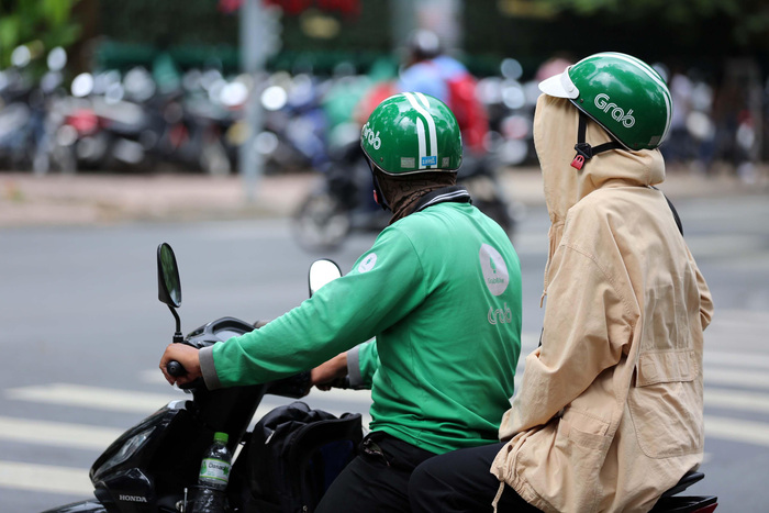 So sánh du lịch Hà Nội và TP Hồ Chí Minh chi tiết - Phương tiện di chuyển
