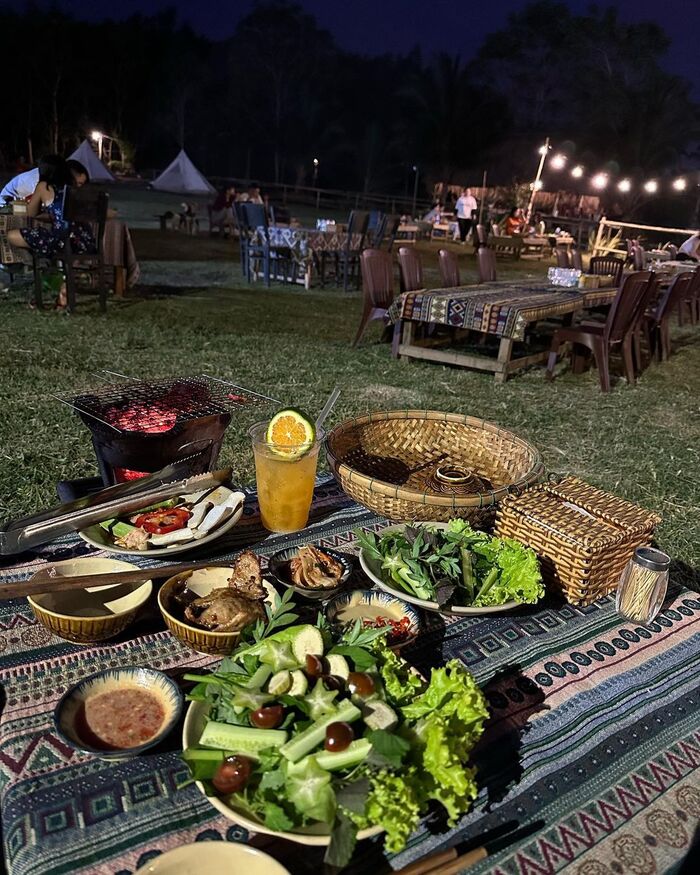 tổ chức tiệc nướng BBQ ở hồ núi đá Tây Ninh 