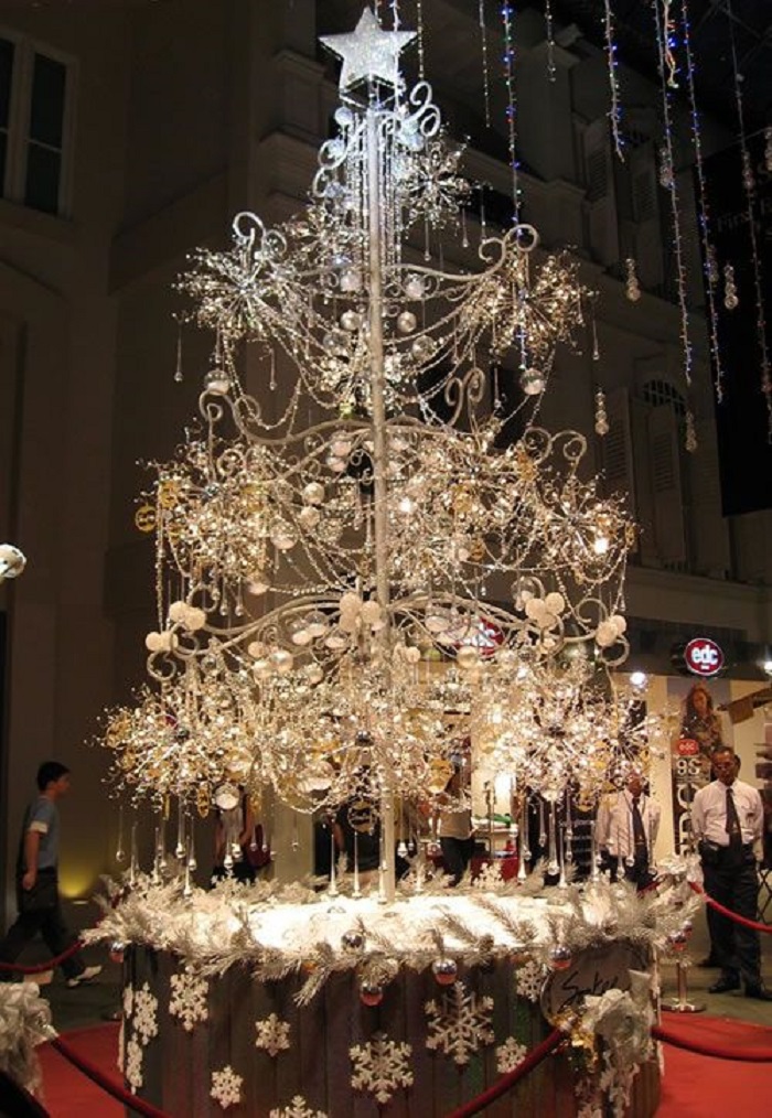 cây thông Noel đắt nhất thế giới