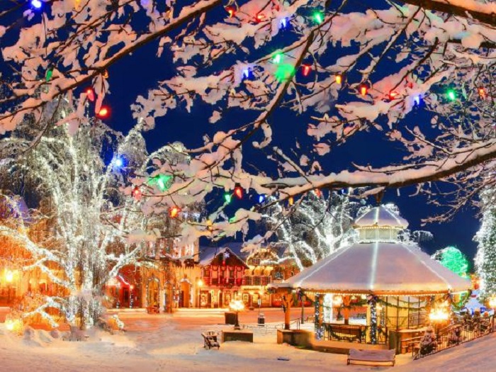 ngôi làng Giáng sinh đẹp nhất thế giới