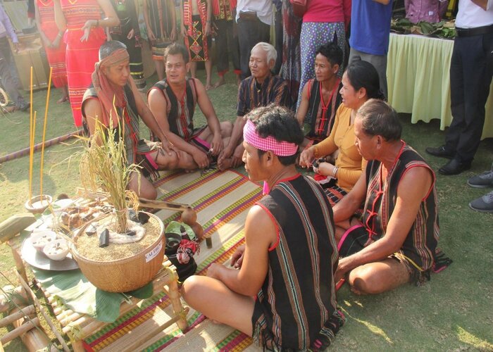 Lễ hội mừng lúa mới của người M'Nông là một trong những truyền thống Bình Phước lâu đời