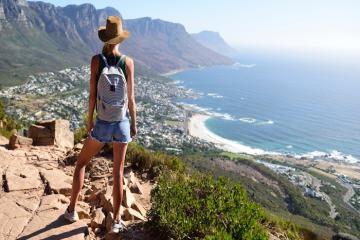Núi Bàn Nam Phi: Kỳ quan thiên nhiên ngoạn mục ở Cape Town